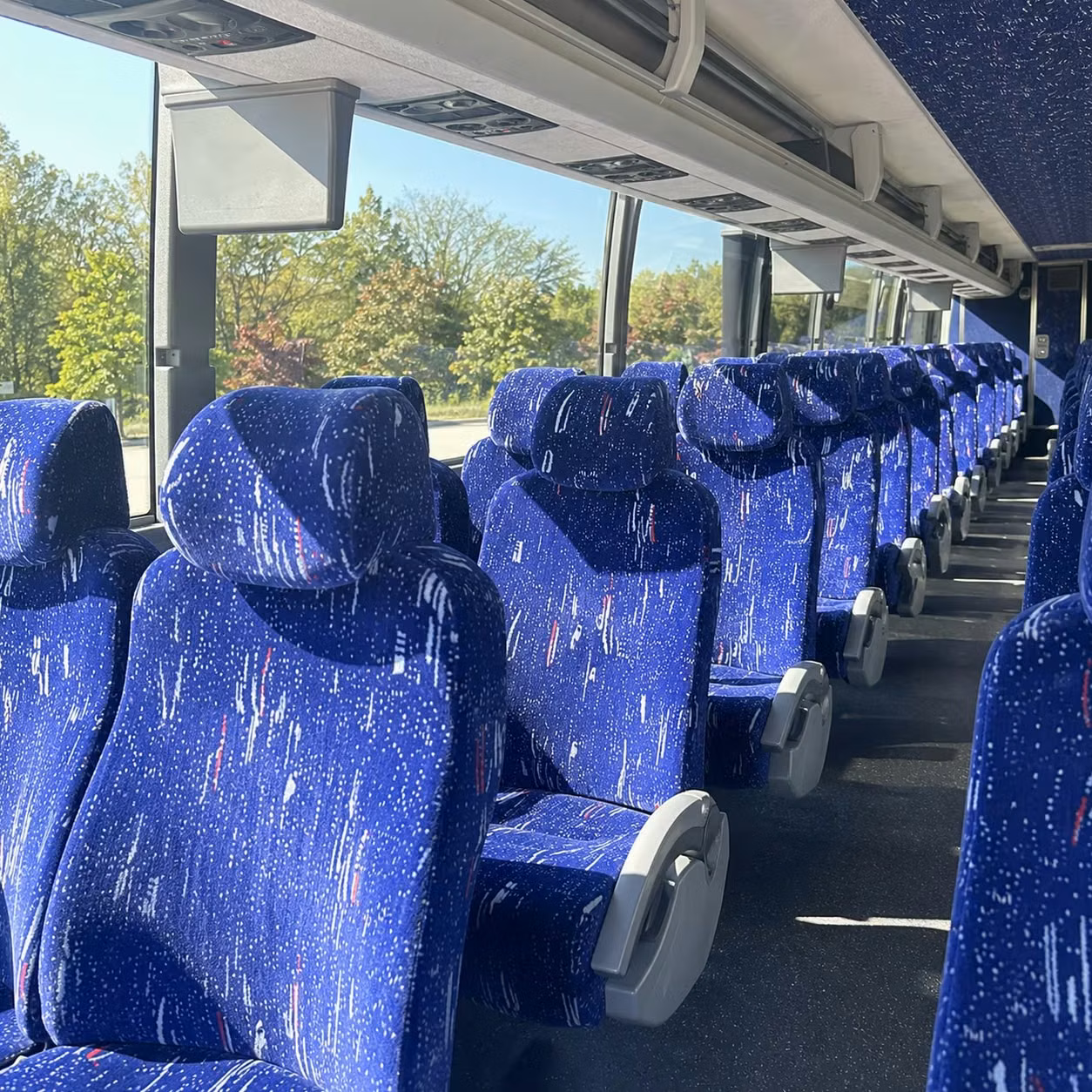 charter bus rentals for large concert groups traveling from colorado springs