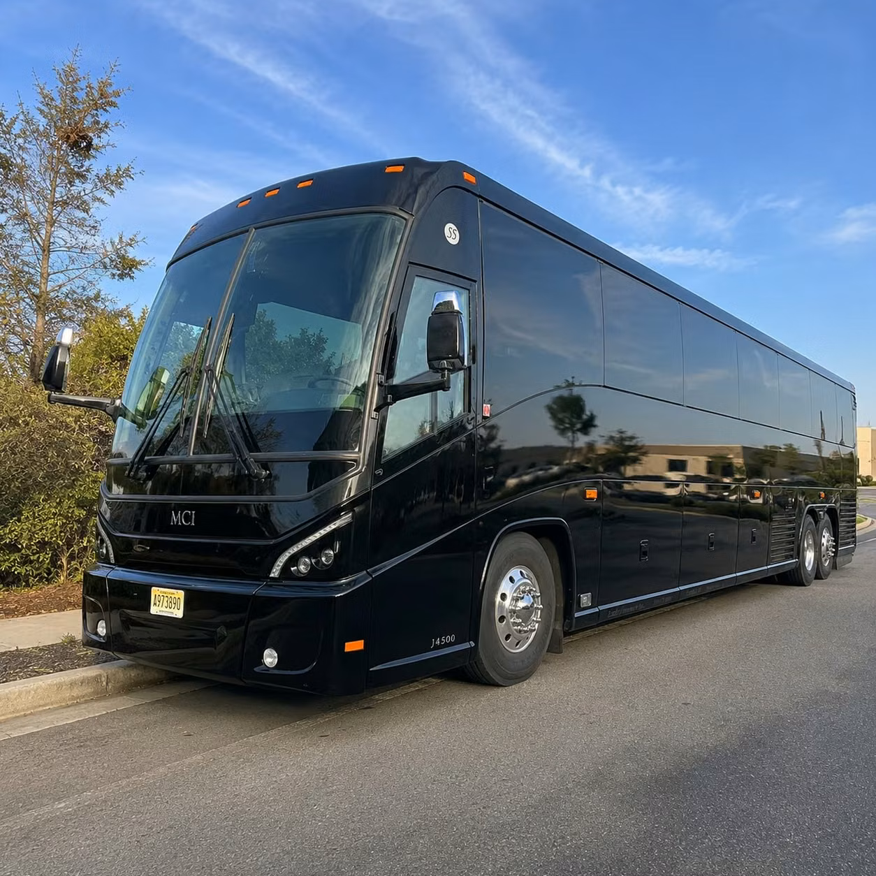 charter bus shuttles for fort carson and army personnel in colorado springs