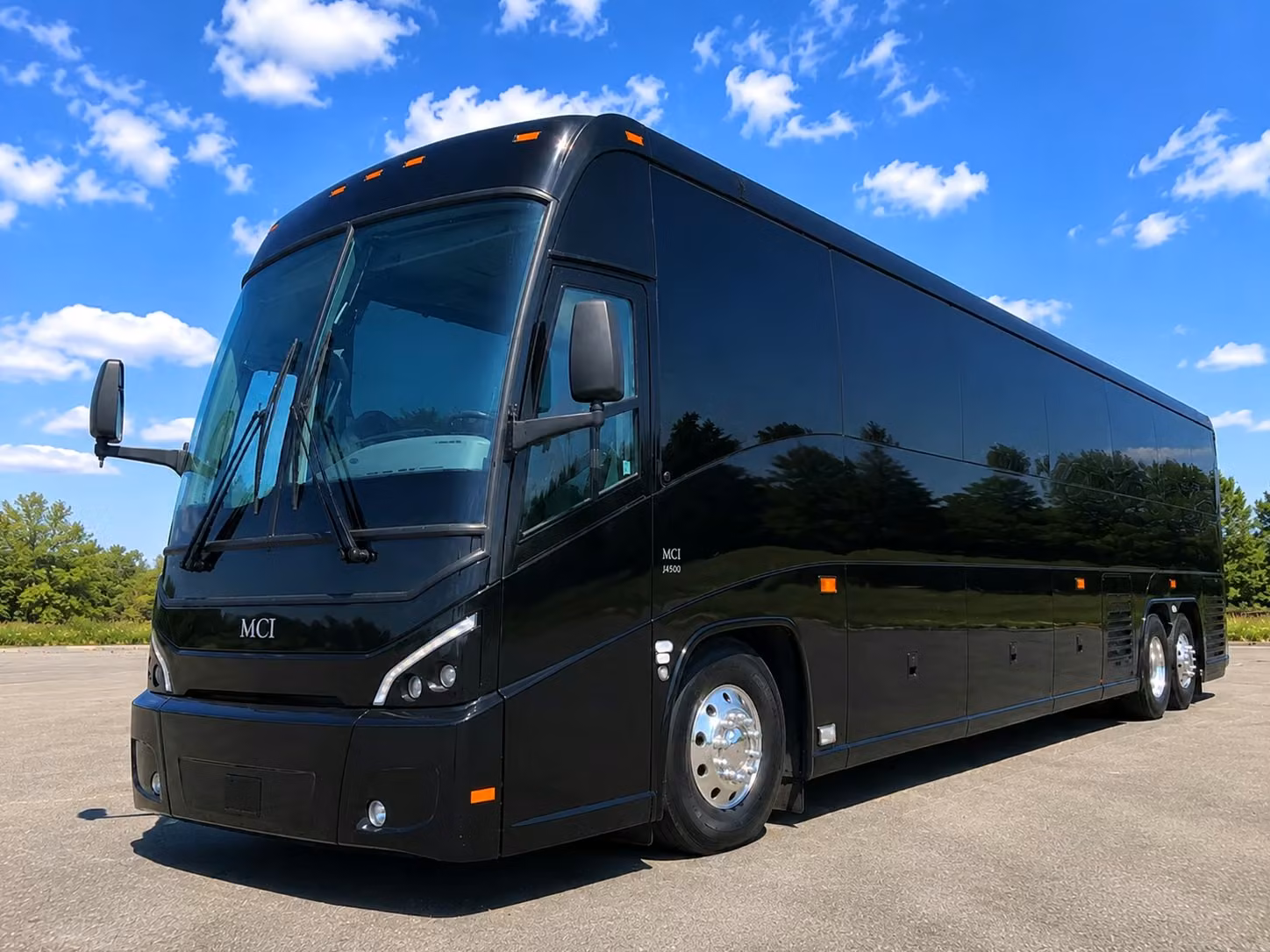 cheyenne mountain zoo field trip bus rentals in colorado springs